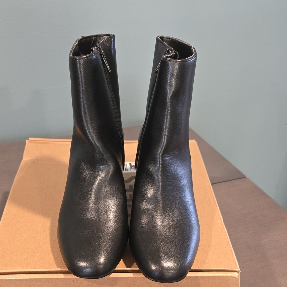 LOFT Black Ankle Booties